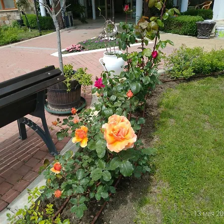 Apartahotel Maisonettes In Royal Bay And Spa