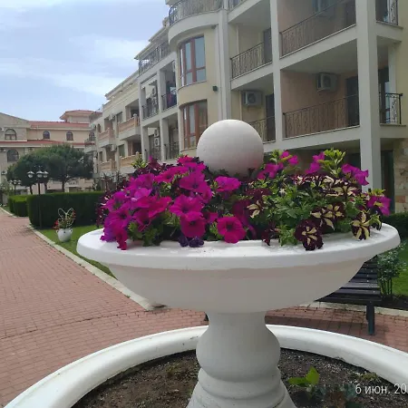 Aparthotel Maisonettes In Royal Bay And Spa 4*