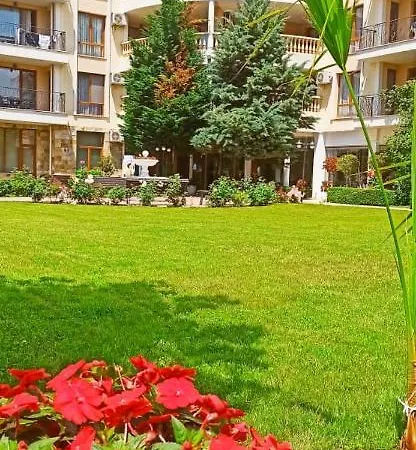 Apartahotel Maisonettes In Royal Bay And Spa Sveti Vlas