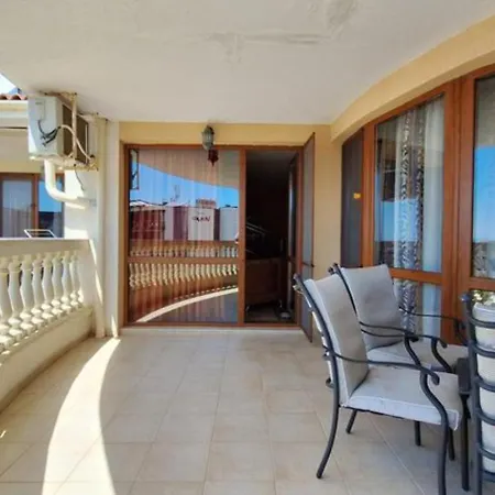 Aparthotel Maisonettes In Royal Bay And Spa Sveti Vlas