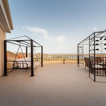 Apartahotel Maisonettes In Royal Bay And Spa 4*