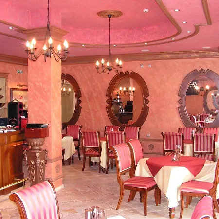 Maisonettes In Royal Bay And Spa 4* 圣弗拉斯