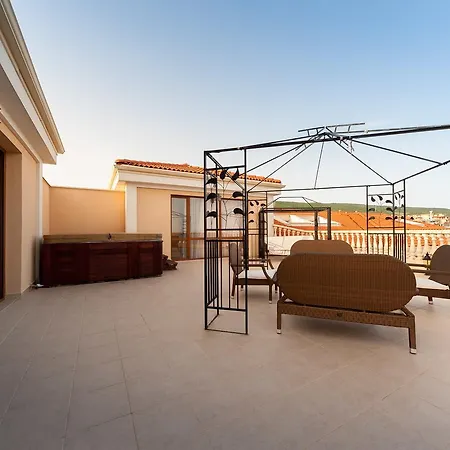 Maisonettes In Royal Bay And Spa سفيتي فلاس
